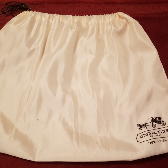 Coach Purse, beautiful, Like New - Picture 13 of 13